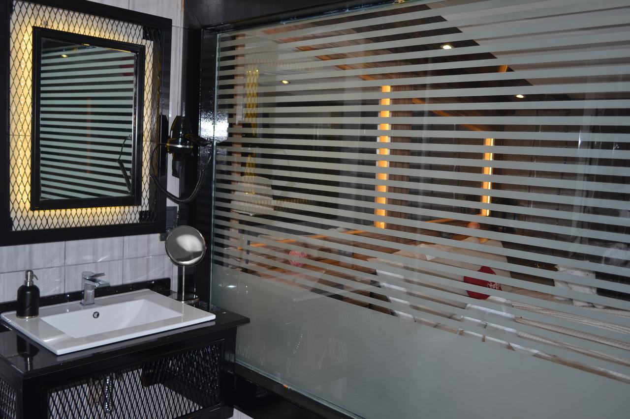 Gumus Palace Suites Istanbul Exterior photo