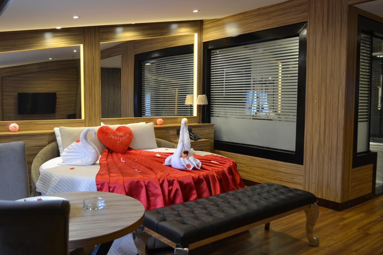 Gumus Palace Suites Istanbul Exterior photo